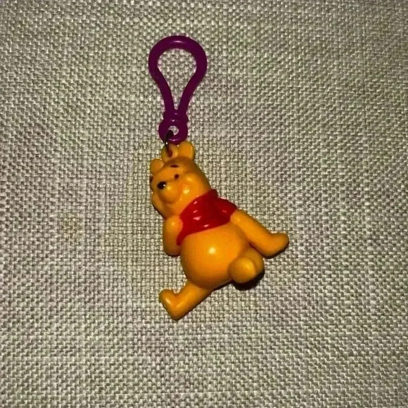Vintage Winnie the Pooh Keychain bundle - Picture 6 of 10